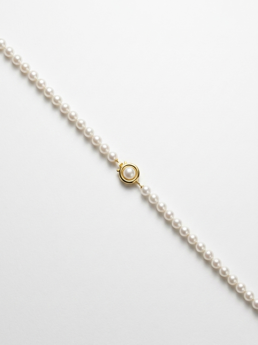 Détail d'un collier de perles
