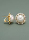 Vintage-Ohrringe mit halber Perle und Gold
