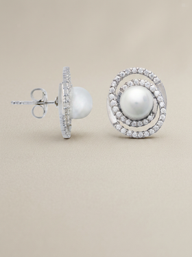 Stud earrings with pearls and cubic zirconia