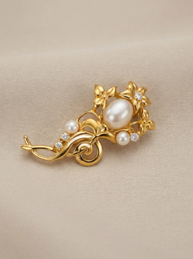 Brooch with a large pearl and small Mallorca pearls