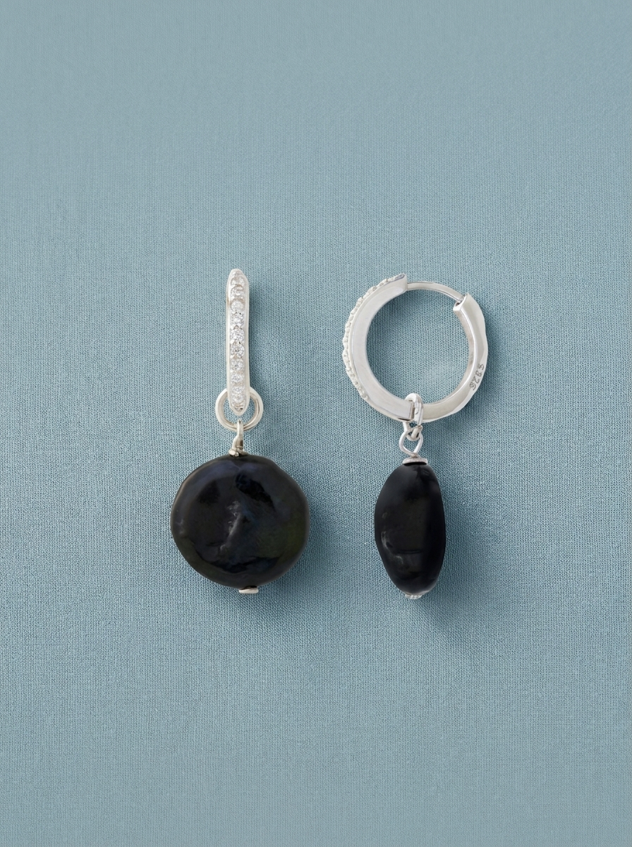 pendientes aro con perla cultivada negra