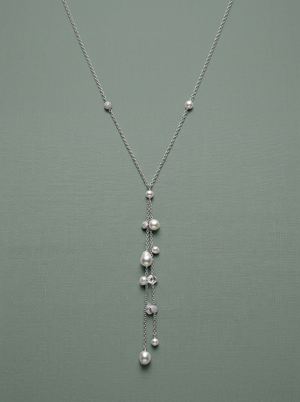 collar de cadena de plata con perlas blanca 