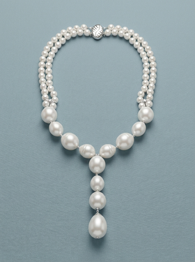 Collier de perles avec pendentif perle