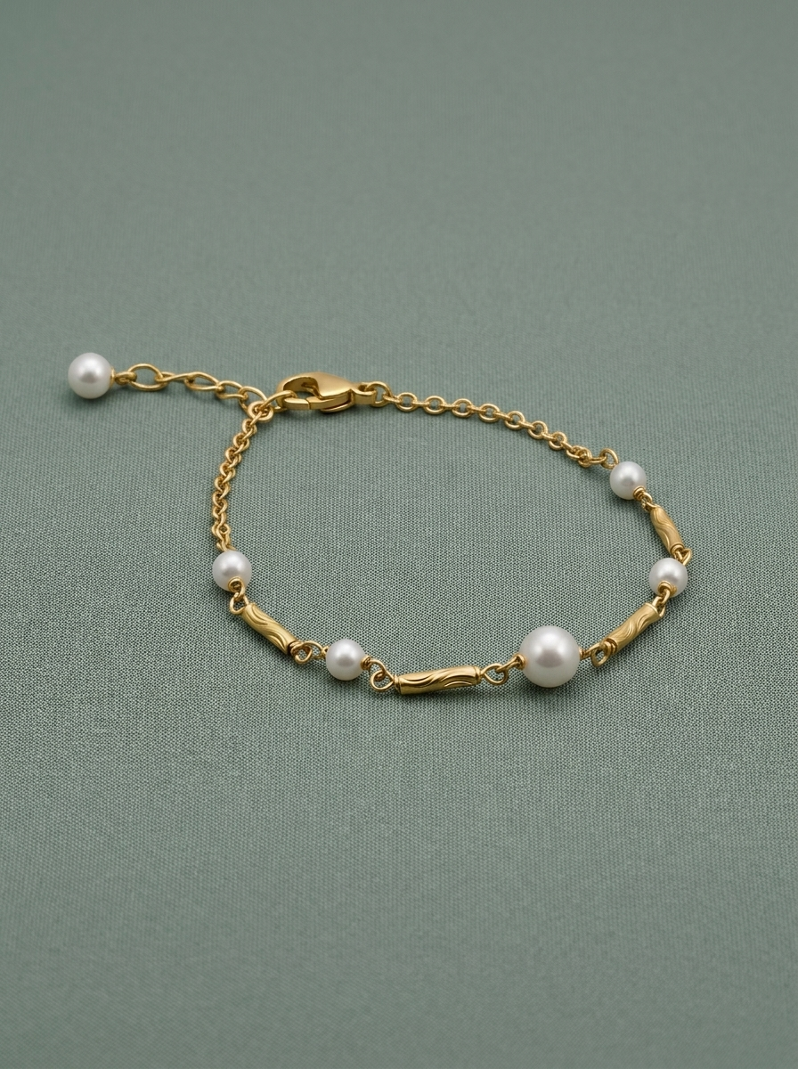 Bracelet plaqué or avec perle